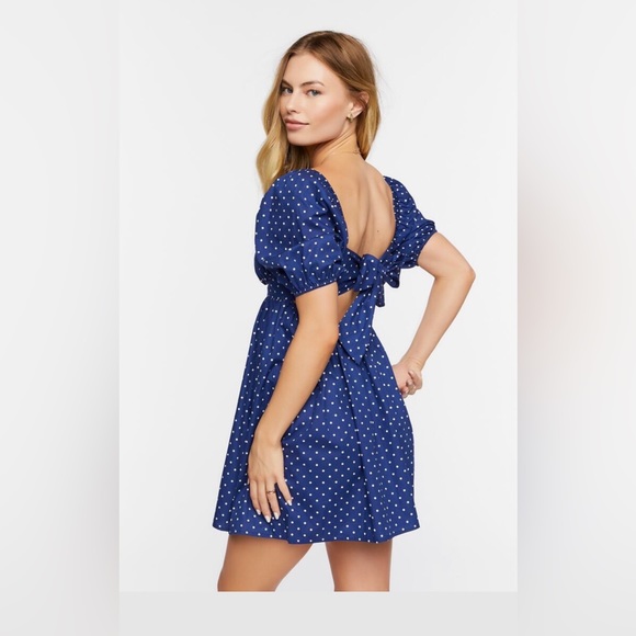 Polka dot puff sleeve mini dress size small new never been worn - Picture 4 of 4